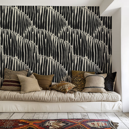 Black Abstract Leaf Pendant Wallpaper